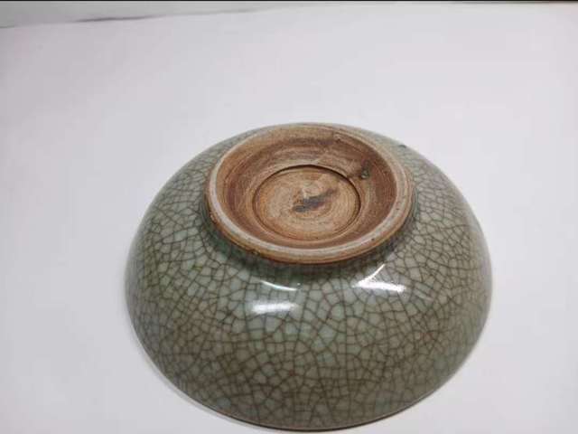古玩陶瓷哥釉盤真品鑒賞圖