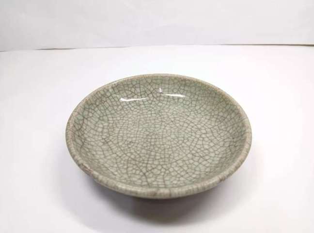 古玩陶瓷哥釉盤真品鑒賞圖