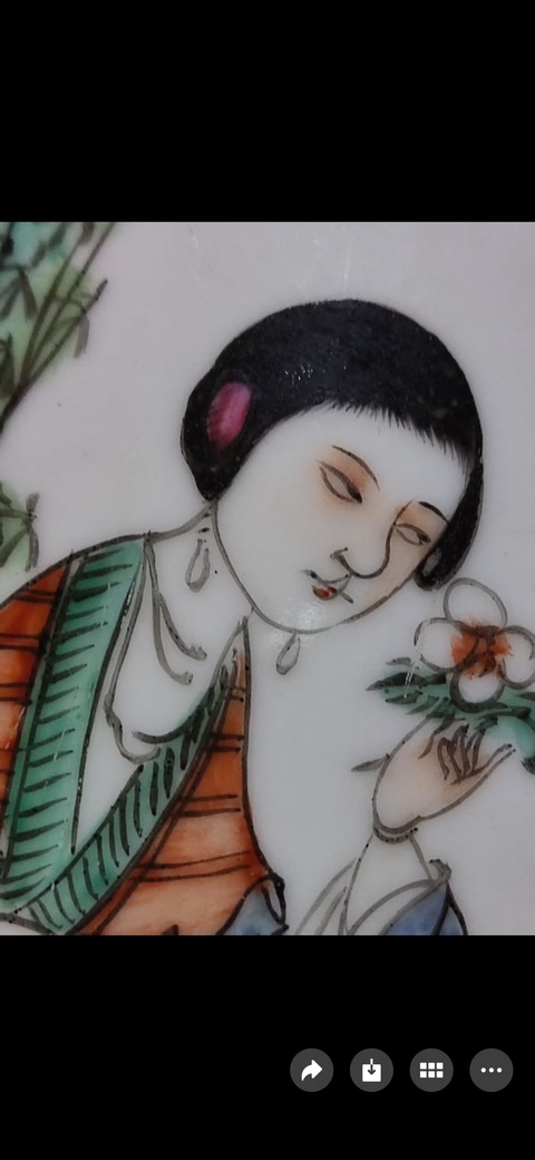 古玩陶瓷仕女紋新粉彩玉璧底帽筒真品鑒賞圖