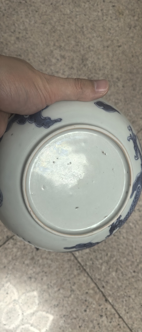 古玩陶瓷青花過墻龍紋盤真品鑒賞圖