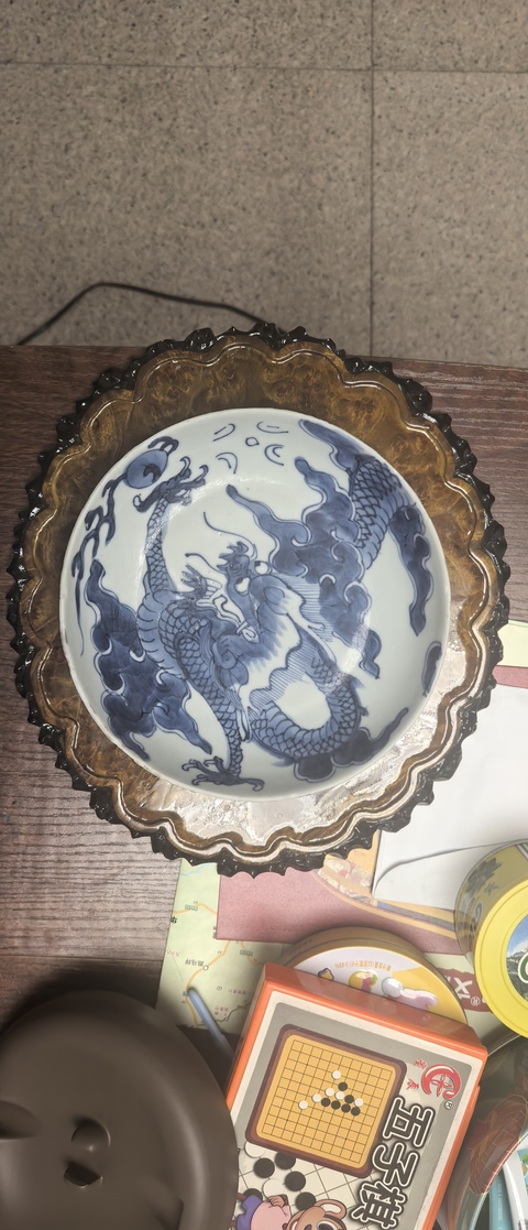 古玩陶瓷青花過墻龍紋盤真品鑒賞圖