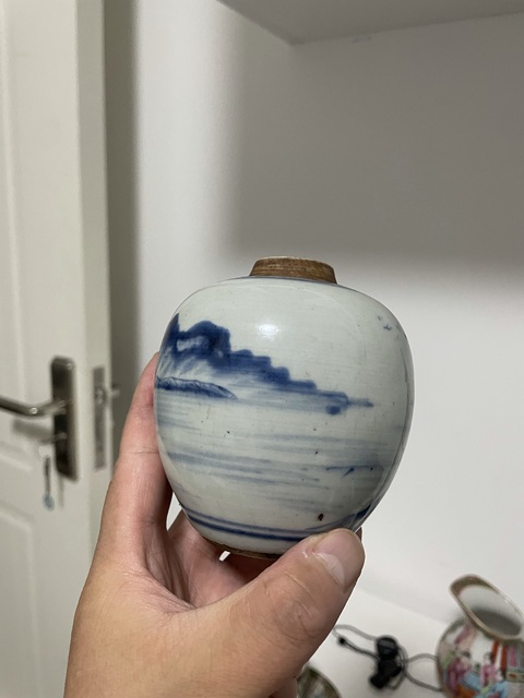古玩陶瓷人物山水青花罐真品鑒賞圖