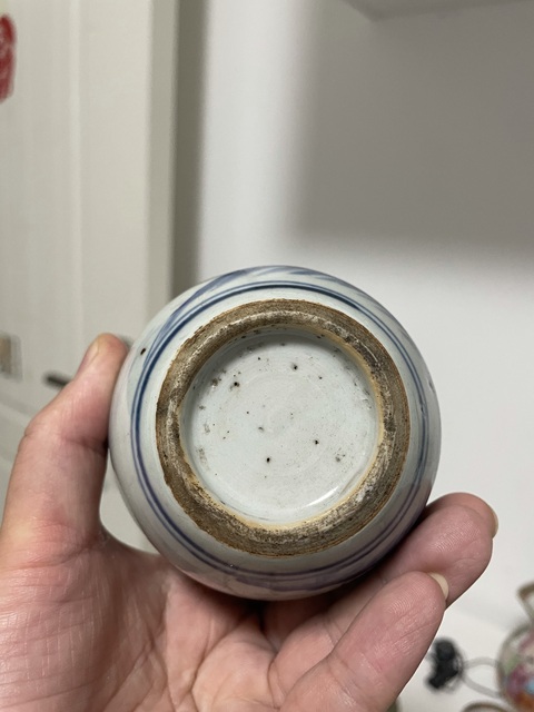 古玩陶瓷人物山水青花罐真品鑒賞圖