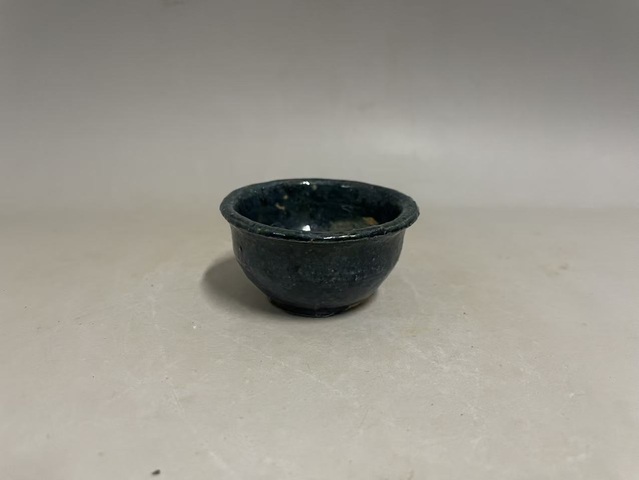 古玩陶瓷唐·藍(lán)釉杯真品鑒賞圖