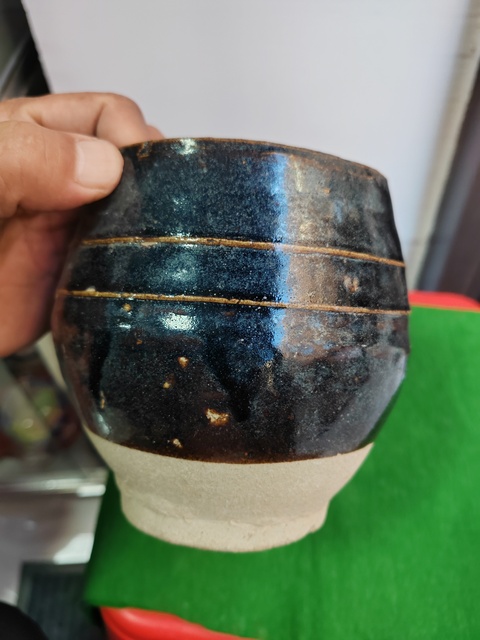 古玩陶瓷黑釉雞心罐真品鑒賞圖