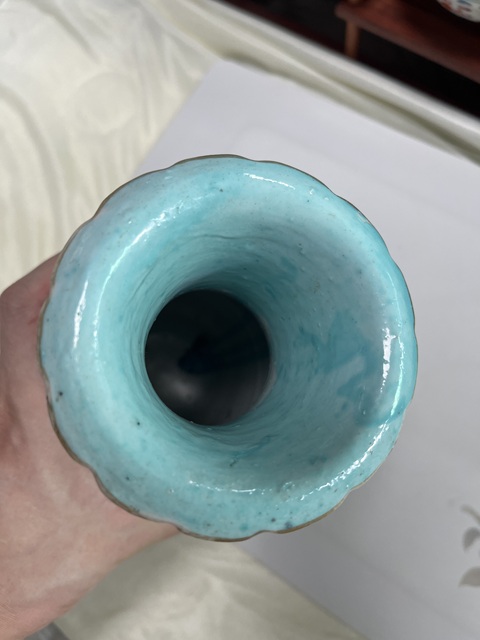 古玩陶瓷粉彩人物故事雙耳瓶真品鑒賞圖