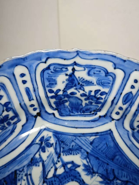 古玩陶瓷青花松鹿圖花口盤(pán)真品鑒賞圖