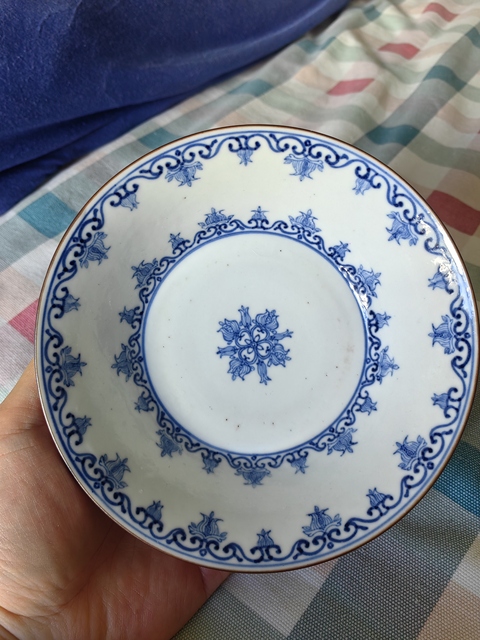 古玩陶瓷青花花卉草蟲碗真品鑒賞圖