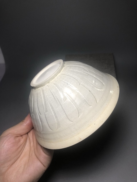 古玩陶瓷青白釉花卉紋碗真品鑒賞圖