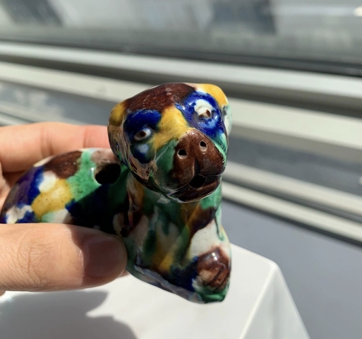 古玩陶瓷素三彩獅子擺件真品鑒賞圖