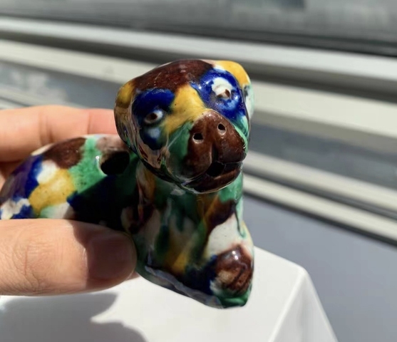 古玩陶瓷素三彩獅子擺件真品鑒賞圖