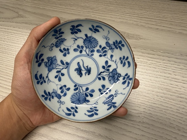 古玩陶瓷康熙青花小碟真品鑒賞圖