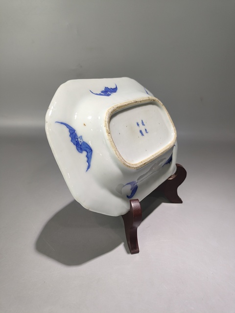 古玩陶瓷(精品茶盤)清·道光·人物山水青花詩紋·茶盤拍賣,當前價格1316元