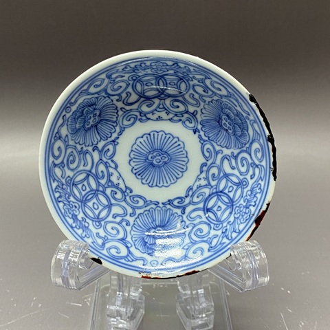 古玩陶瓷花卉紋青花盤真品鑒賞圖