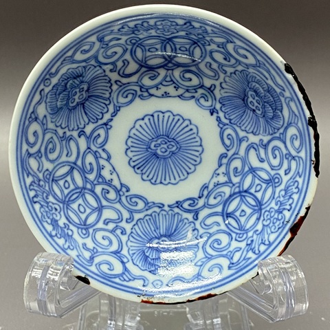 古玩陶瓷花卉紋青花盤真品鑒賞圖