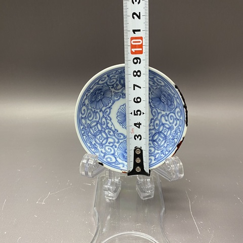 古玩陶瓷花卉紋青花盤真品鑒賞圖