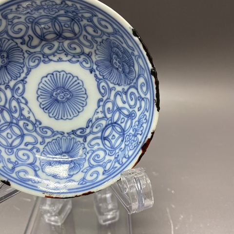 古玩陶瓷花卉紋青花盤真品鑒賞圖
