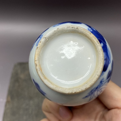 古玩陶瓷青花瓶真品鑒賞圖