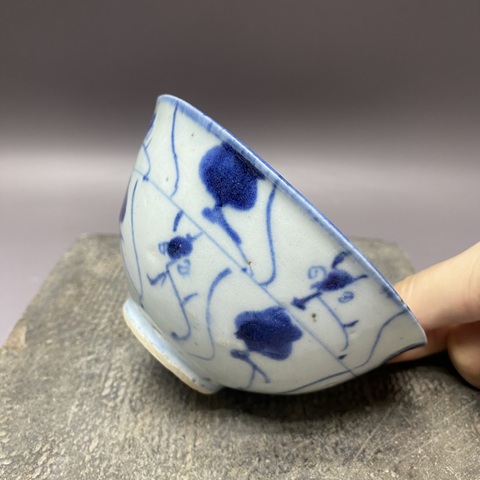 古玩陶瓷雍正如意靈芝紋青花茶圓真品鑒賞圖