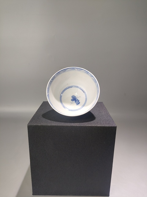 古玩陶瓷青花杯真品鑒賞圖