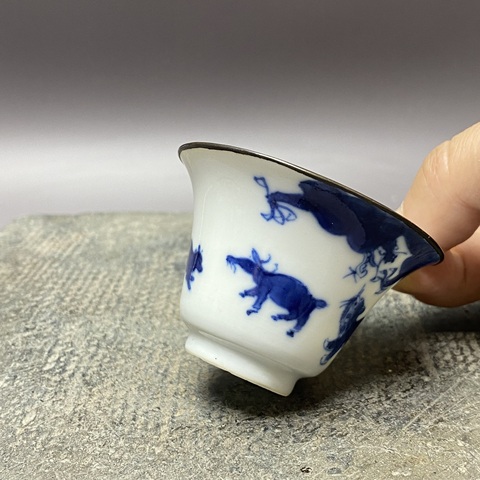 古玩陶瓷十二生肖青花杯真品鑒賞圖
