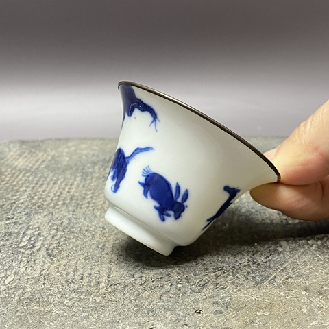 古玩陶瓷十二生肖青花杯真品鑒賞圖