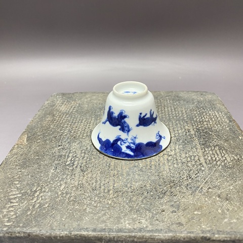 古玩陶瓷十二生肖青花杯真品鑒賞圖