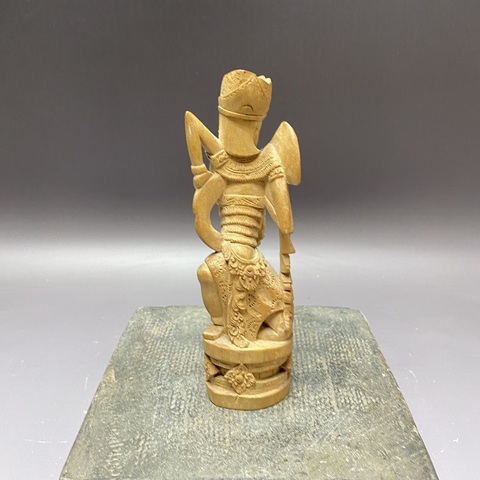 古玩陶瓷人物雕像真品鑒賞圖