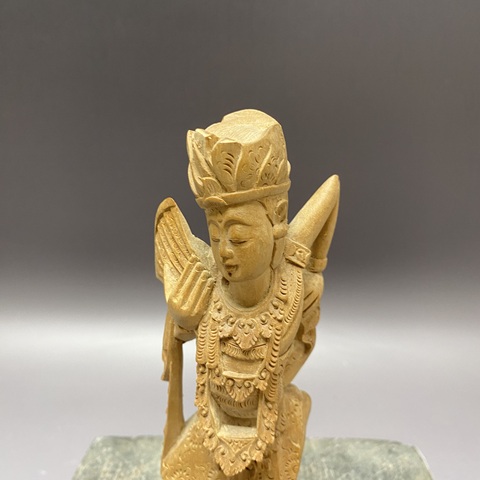 古玩陶瓷人物雕像真品鑒賞圖
