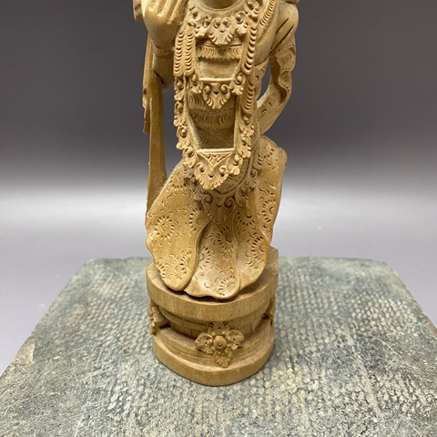 古玩陶瓷人物雕像真品鑒賞圖