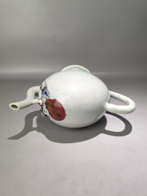 古玩陶瓷乾隆倒流壺真品鑒賞圖