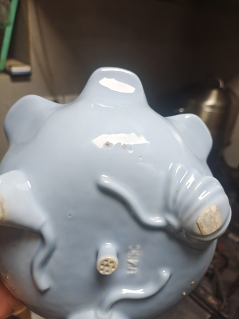 古玩陶瓷天藍釉蓮花型花口碗真品鑒賞圖