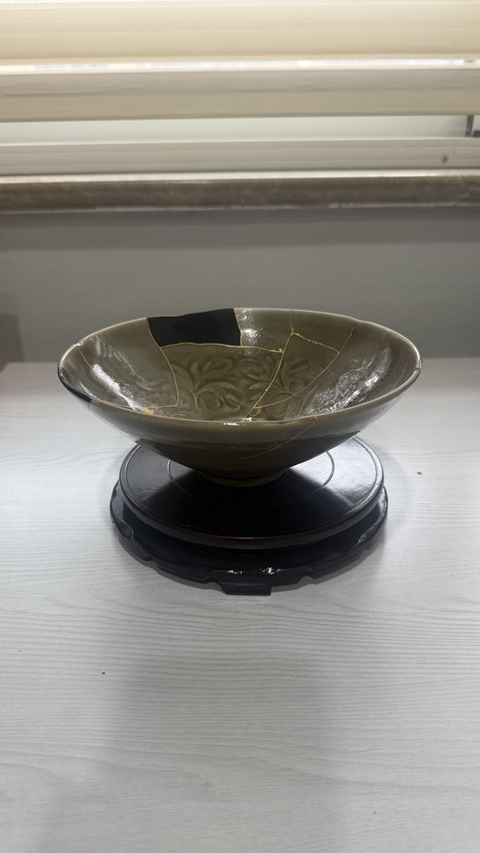 古玩陶瓷耀州窯青釉刻花蓖紋碗真品鑒賞圖