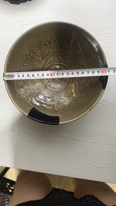 古玩陶瓷耀州窯青釉刻花蓖紋碗真品鑒賞圖