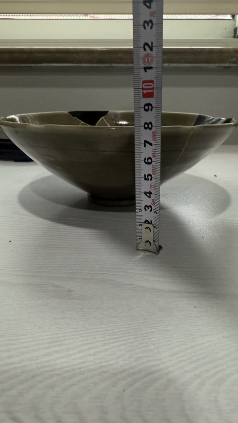 古玩陶瓷耀州窯青釉刻花蓖紋碗真品鑒賞圖