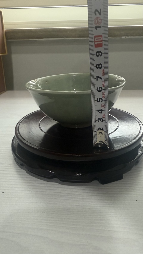 古玩陶瓷明代青釉碗真品鑒賞圖
