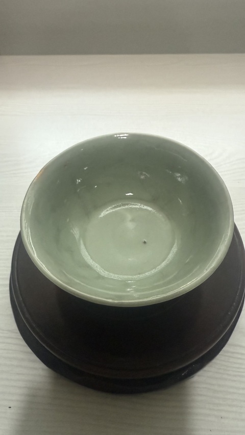 古玩陶瓷明代青釉碗真品鑒賞圖