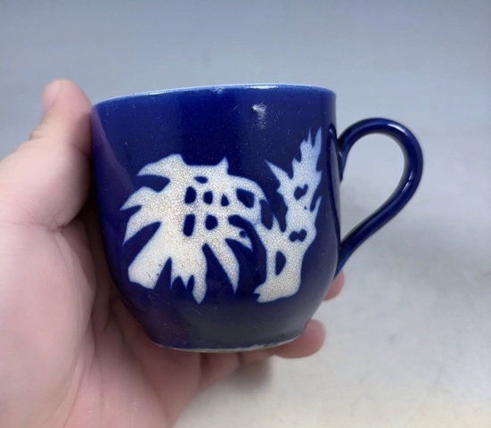 古玩陶瓷晚清民國(guó).霽藍(lán)釉留白竹紋茶杯拍賣,當(dāng)前價(jià)格0元