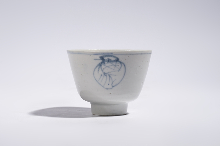 古玩陶瓷民國(guó)·青花團(tuán)鳳紋杯真品鑒賞圖