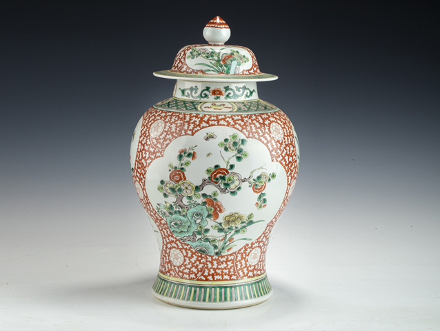 古玩陶瓷清晚·五彩開窗花蝶紋將軍罐真品鑒賞圖