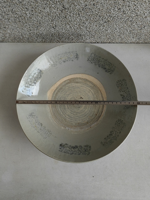 古玩陶瓷青花盤真品鑒賞圖