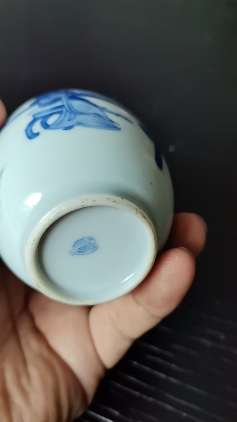 古玩陶瓷對弈圖蓮子罐真品鑒賞圖