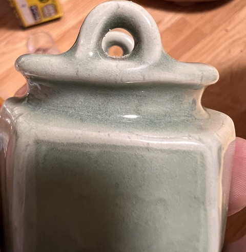 古玩陶瓷龍泉窯六方鼎式爐真品鑒賞圖