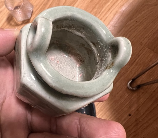 古玩陶瓷龍泉窯六方鼎式爐真品鑒賞圖