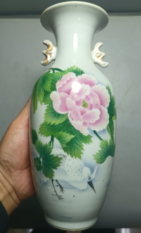 古玩陶瓷竹絲刷花花鳥紋雙耳撇口瓶真品鑒賞圖