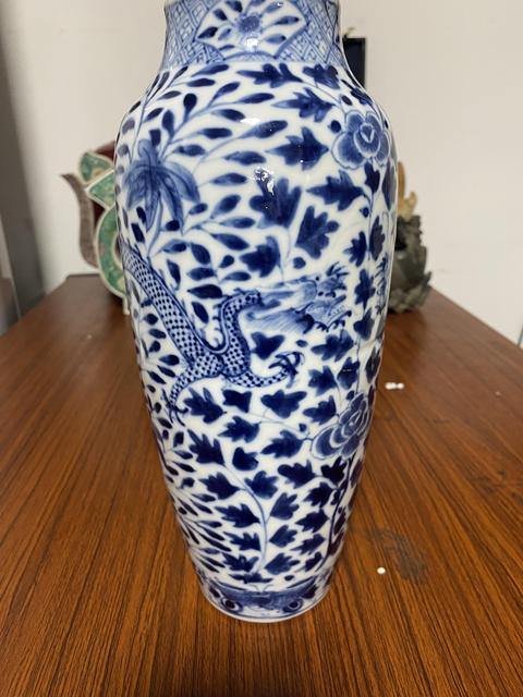 古玩陶瓷景德鎮(zhèn)青花龍紋敞口瓶真品鑒賞圖