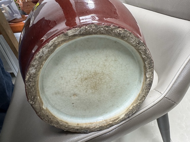 古玩陶瓷紅釉瓶真品鑒賞圖