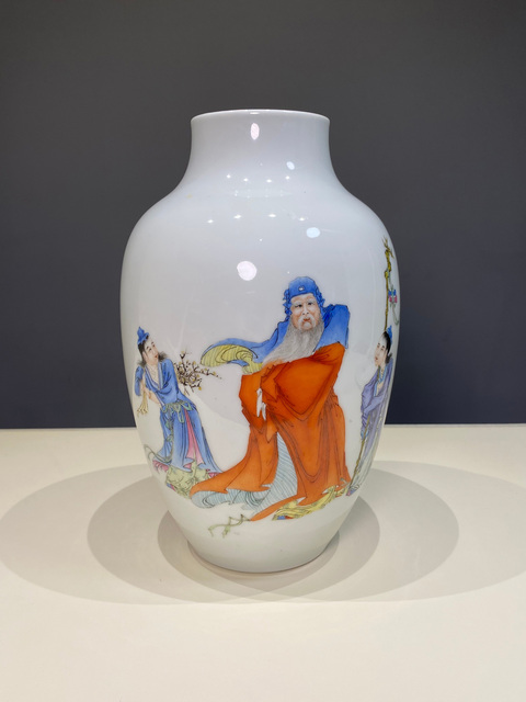 古玩陶瓷粉彩人物故事燈籠瓶真品鑒賞圖