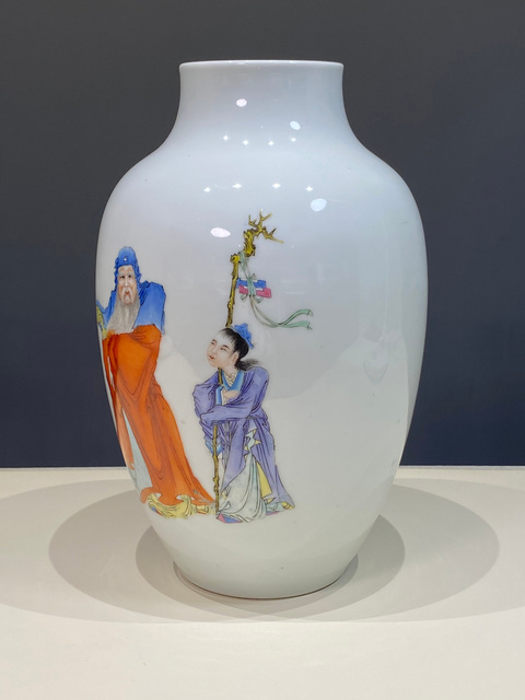 古玩陶瓷粉彩人物故事燈籠瓶真品鑒賞圖
