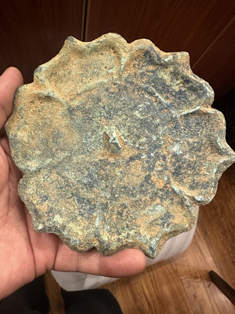 古玩銅器遼代葵口銅鏡真品鑒賞圖